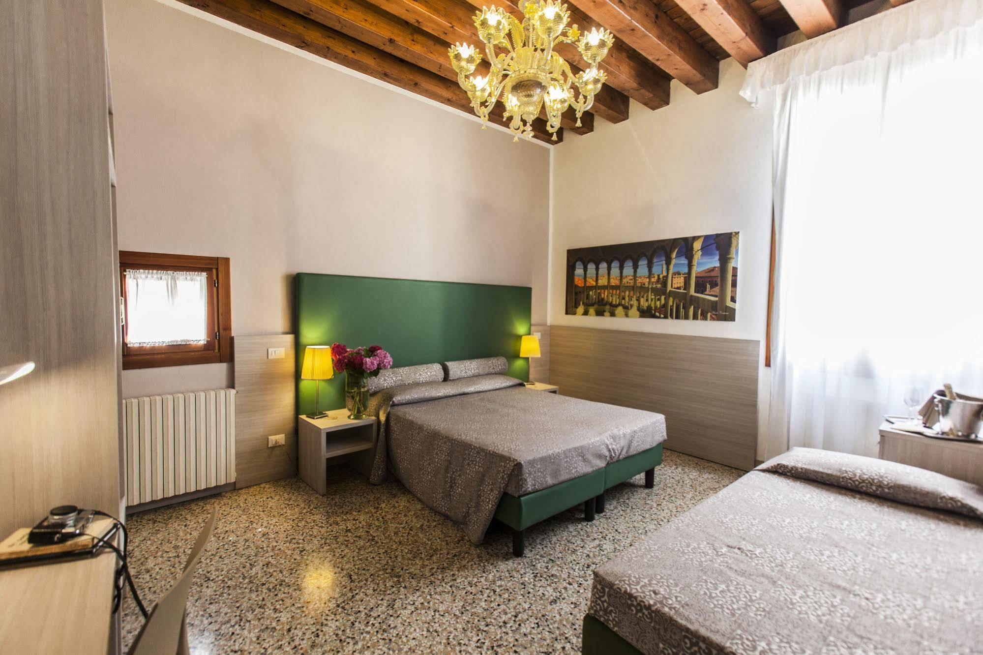 Foresteria Levi Bed & Breakfast 2*